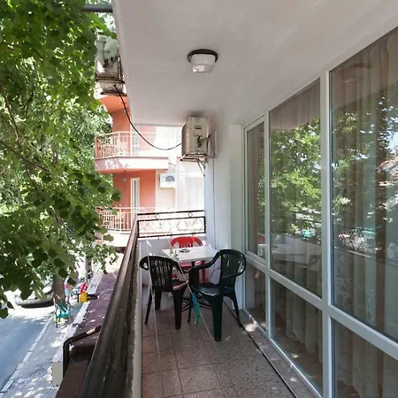 Mila's Place Apartment
