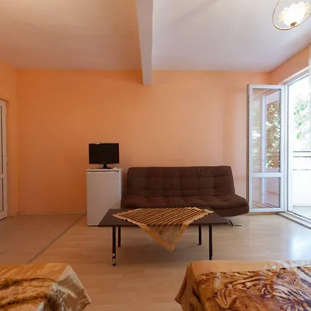 Mila's Place نيسيبار